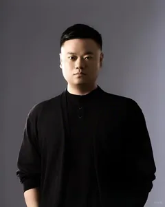 康洺赫